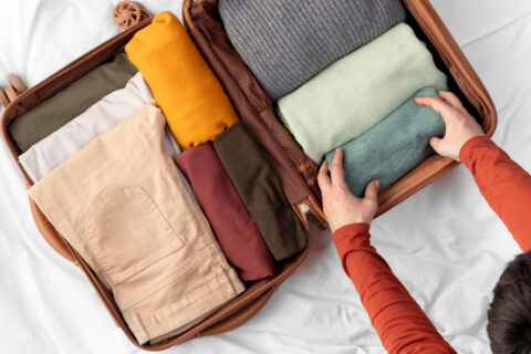 Uma Cápsula Minimalista de Inverno para Viagens com Mala de Mão