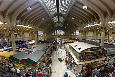 Como aproveitar melhor mercados e feiras regionais?