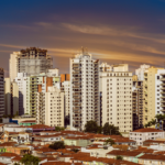 Metrópole ou cidade média: qual tipo de destino escolher?