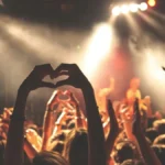 Viagem para shows, feiras e festivais: o que muda no planejamento?