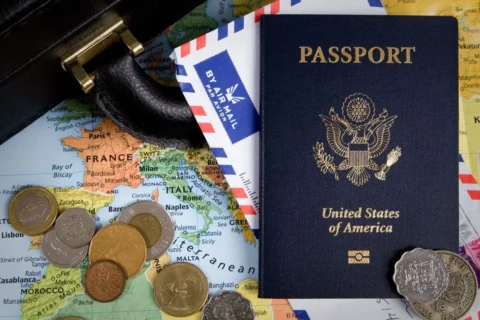 Documentos para viajar ao exterior em 2026: checklist simples para não esquecer etapas importantes