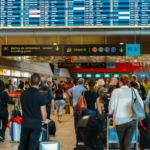 Check-in, embarque e portão: guia prático para quem viaja de avião pela primeira vez