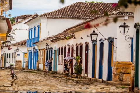 Passeios guiados ou roteiro independente: qual escolha combina com o seu perfil