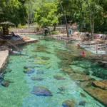 Turismo de bem-estar no Brasil: destinos para descanso real, não só roteiro bonito