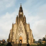 Cidades turísticas fora da alta temporada: 10 destinos que ficam ainda melhores