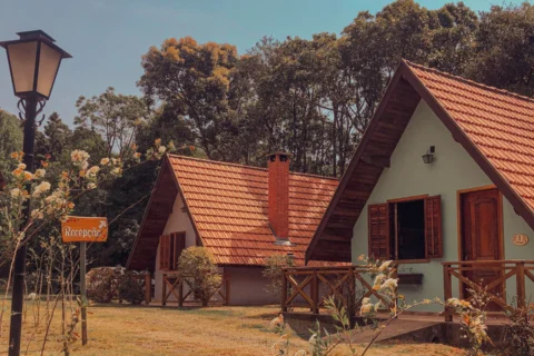 Destinos acolhedores no Brasil: cidades pequenas que conquistam pela temperatura e pela calmaria